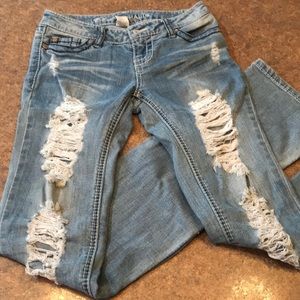 Women’s bootcut ripped jeans size 1L